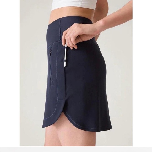 Athleta Fairway Golf Skort 16” In Blue | Size small Golf Skirt - Picture 2 of 7